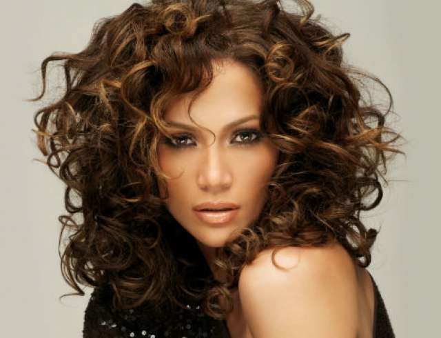 Pricheski Dlya Vyushihsya Volos Foto Beauty Studio